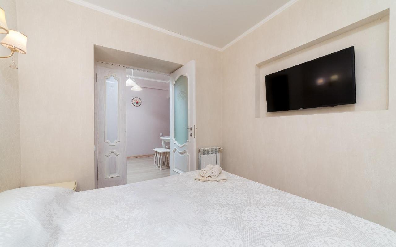 Apartments Deribasovskaya オデッサ エクステリア 写真