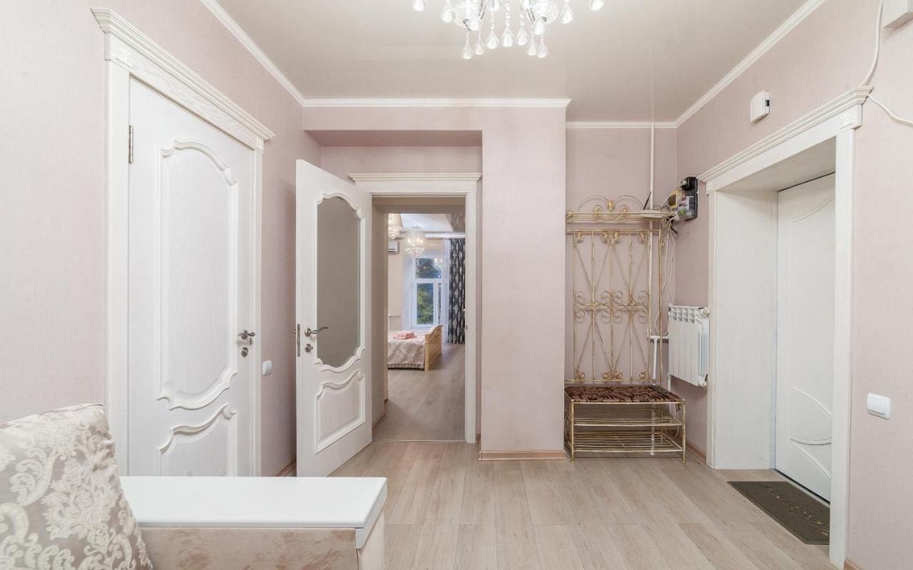 Apartments Deribasovskaya オデッサ エクステリア 写真